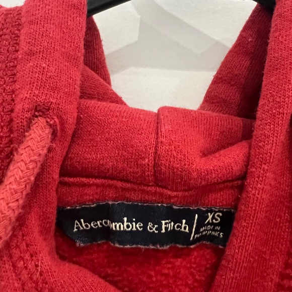 Abercrombie red hoodie, sooo comfy! - Picture 3 of 4